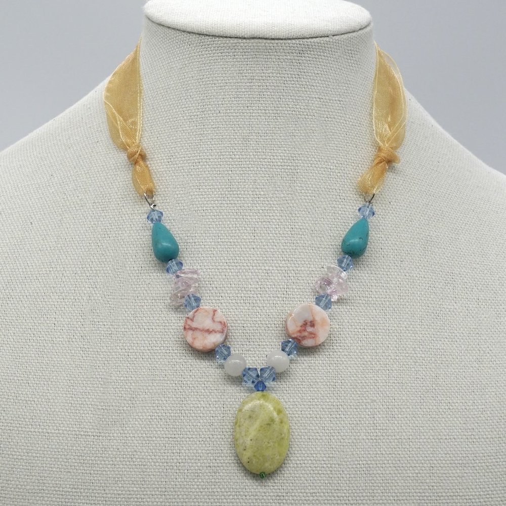Necklace with Agate stones and assorted Crystals. Unique!